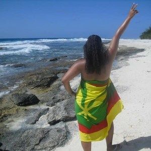 Meet your Posher, Fia